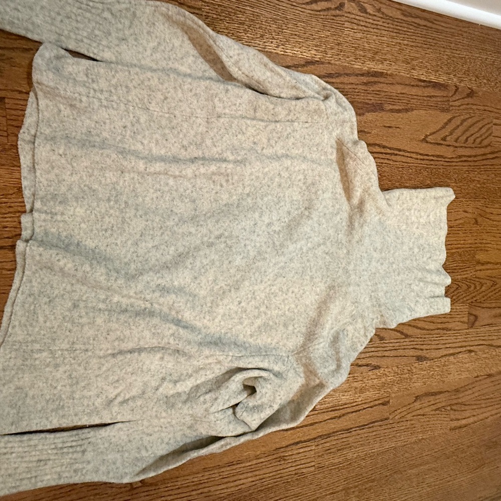 Aritzia Light Gray Turtleneck Sweater